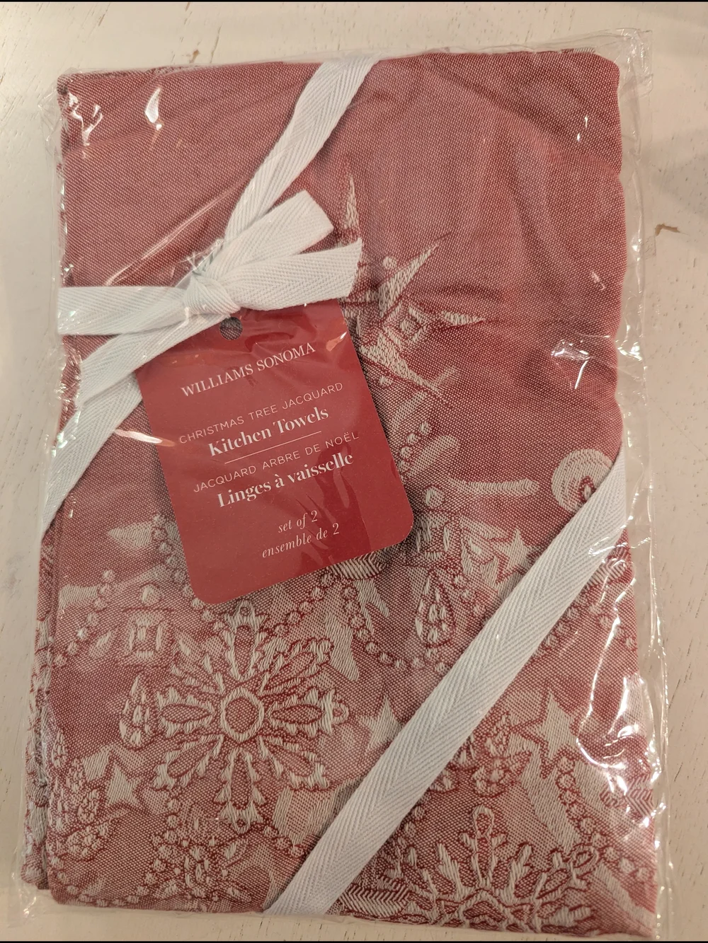 NIB Williams Sonoma Rose Red Jacquard Christmas Tree Kitchen Towels - Set of 2